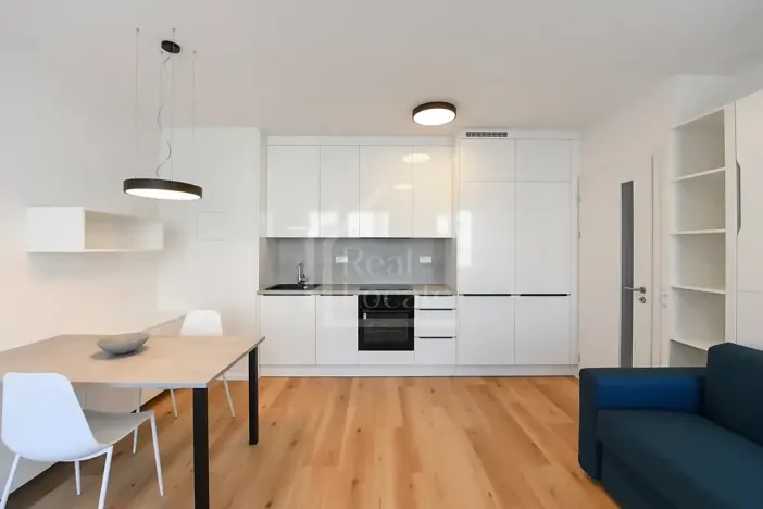 Pronájem bytu 1+kk, Praha - Kamýk, Hodkovická, 30 m2