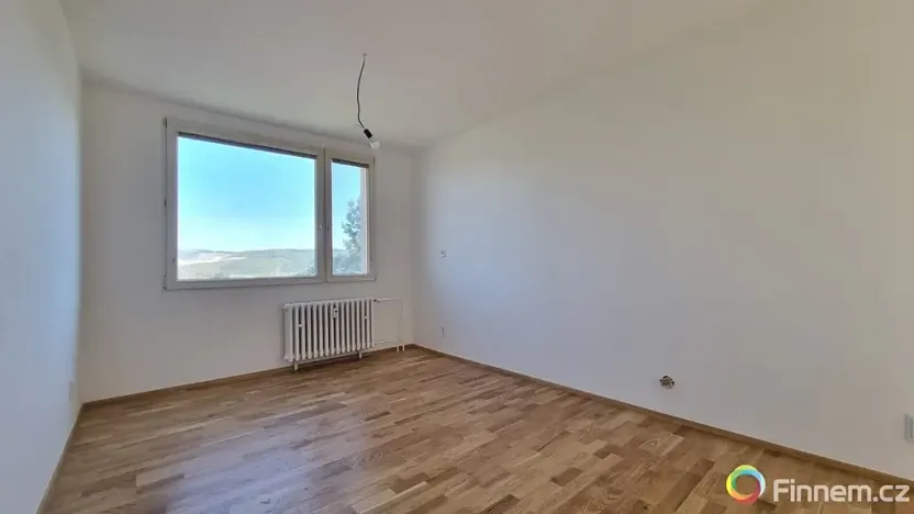 Prodej bytu 2+1, Tmaň, 42 m2