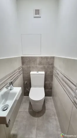 Prodej bytu 2+1, Tmaň, 42 m2