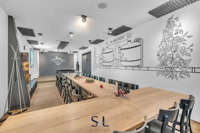 Prodej restaurace, Česká Lípa, Antonína Sovy, 900 m2