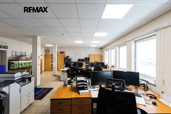 Prodej skladu, Hořovice, nábřeží Hynka Šlosara, 4000 m2