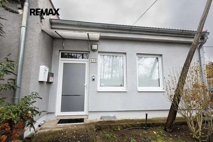 Prodej skladu, Hořovice, nábřeží Hynka Šlosara, 4000 m2