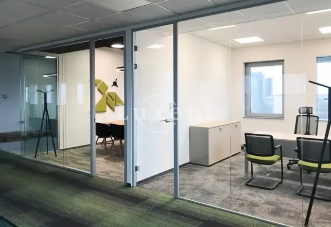 Pronájem kanceláře, Praha - Michle, Vyskočilova, 490 m2