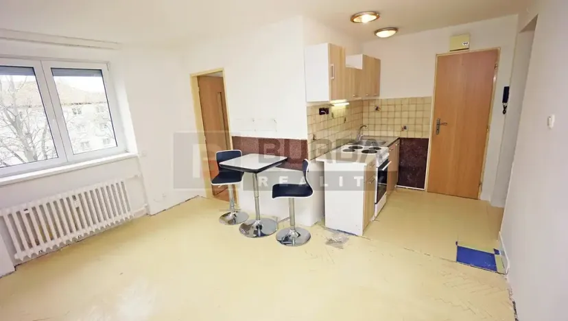 Pronájem bytu 2+kk, Neratovice, 28 m2