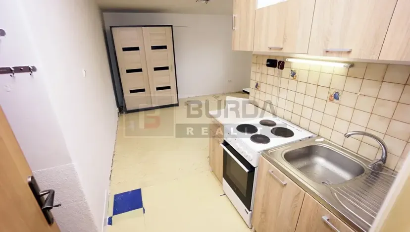 Pronájem bytu 2+kk, Neratovice, 28 m2