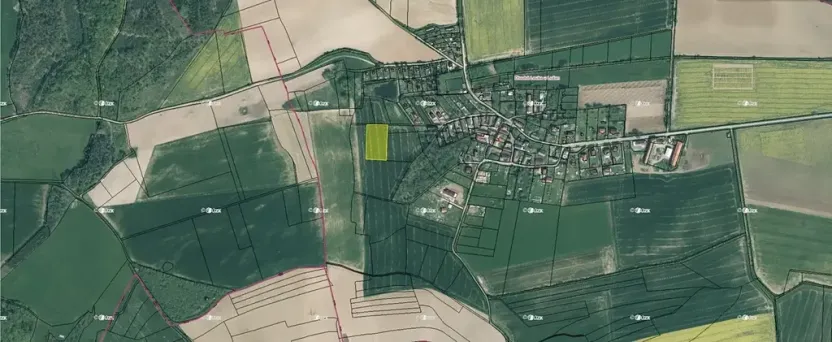 Prodej pole, Lužany, 4089 m2