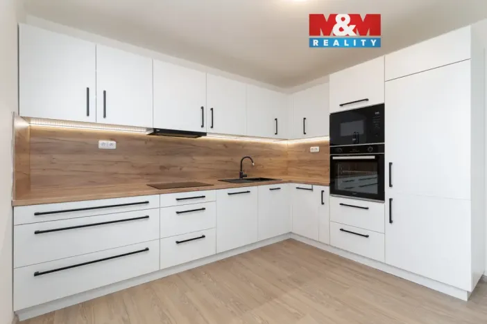 Prodej bytu 3+1, Ostrava - Bělský Les, Jiřího Herolda, 74 m2