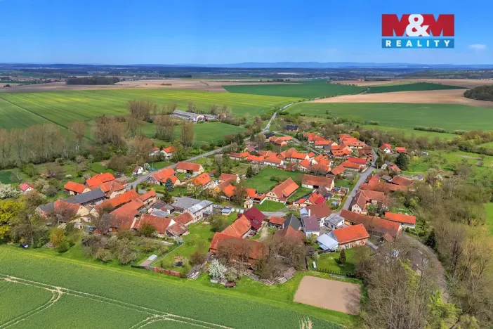 Prodej pozemku pro bydlení, Chroustovice - Mentour, 1256 m2