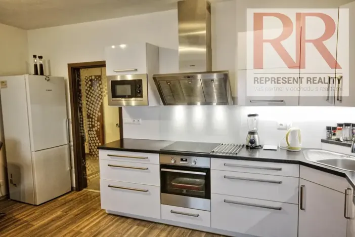 Pronájem bytu 1+kk, Plzeň, U Borských kasáren, 40 m2