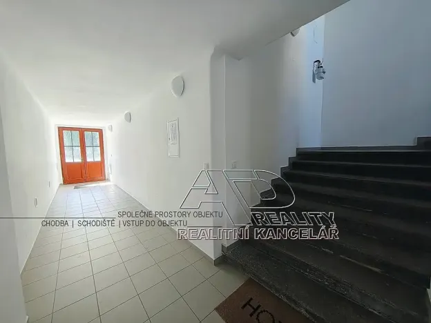 Pronájem bytu 2+1, České Budějovice, Pražská tř., 72 m2