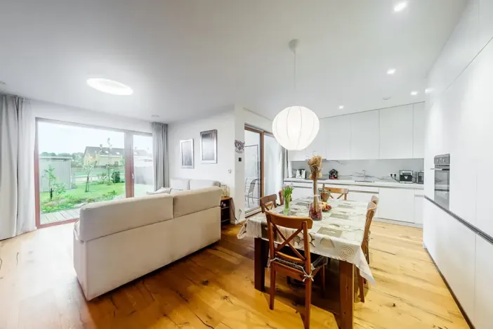 Pronájem rodinného domu, Praha - Horní Počernice, Artistů, 116 m2