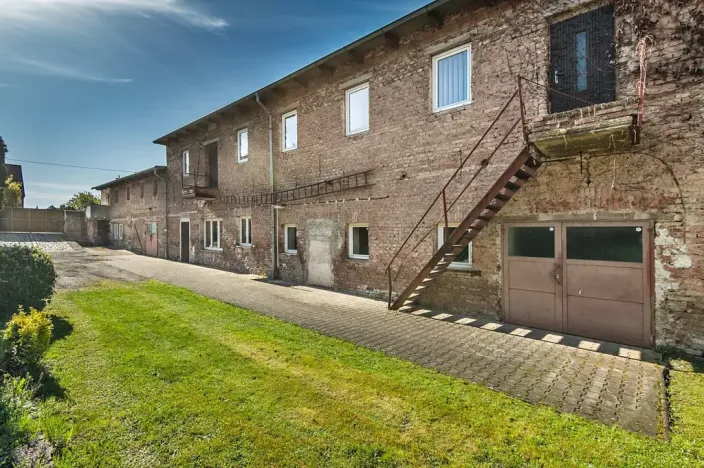 Prodej obchodního prostoru, Kolín, Roháčova, 340 m2