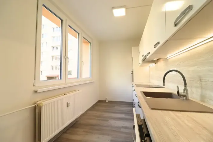 Pronájem bytu 3+1, Břeclav, Na Valtické, 75 m2