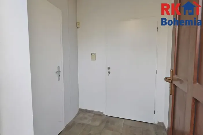 Pronájem bytu 4+1, Praha - Žižkov, Na Jarově, 122 m2