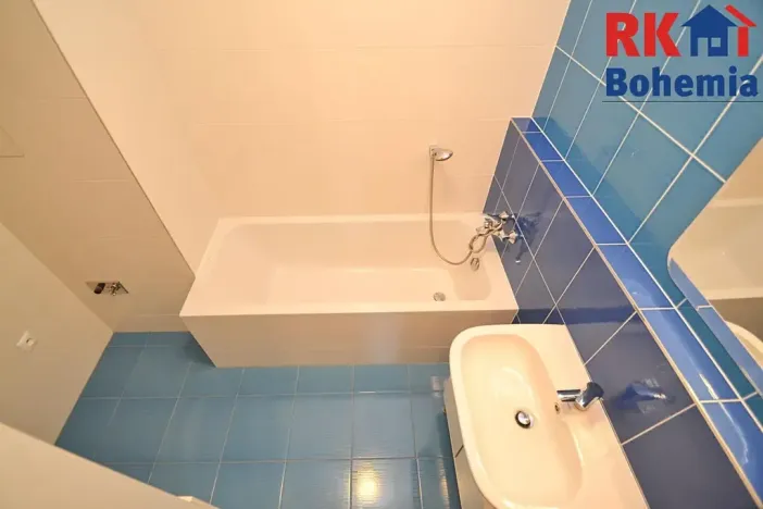 Pronájem bytu 2+kk, Praha - Háje, Loosova, 54 m2