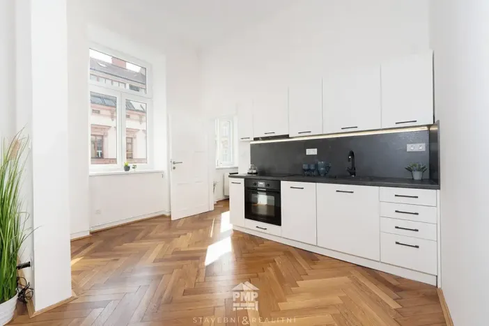 Prodej bytu 2+kk, Znojmo, Havlíčkova, 61 m2