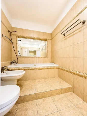 Pronájem vily, Praha - Suchdol, 350 m2