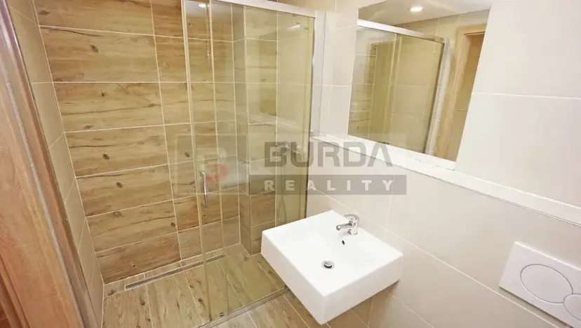 Pronájem bytu 2+kk, Neratovice, 35 m2