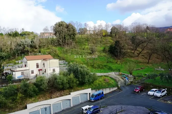 Prodej bytu 3+1, Janov, Itálie, Via Monte Sei Busi, 80 m2