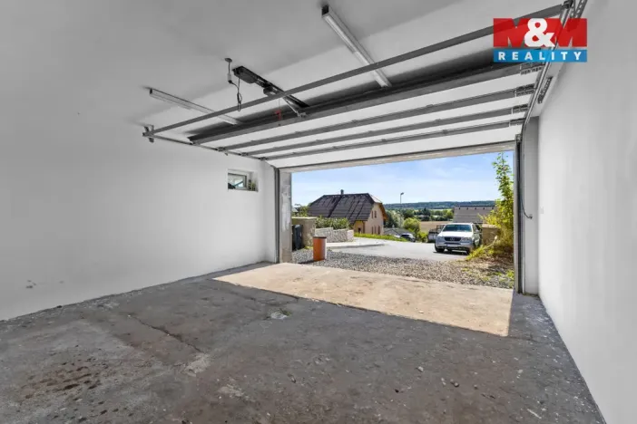 Prodej rodinného domu, Ledce, 216 m2