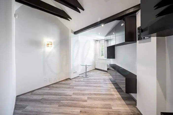 Pronájem bytu 1+1, Praha - Karlín, Lyčkovo náměstí, 28 m2