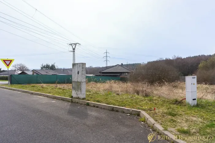 Prodej pozemku pro bydlení, Lomnice, 2163 m2