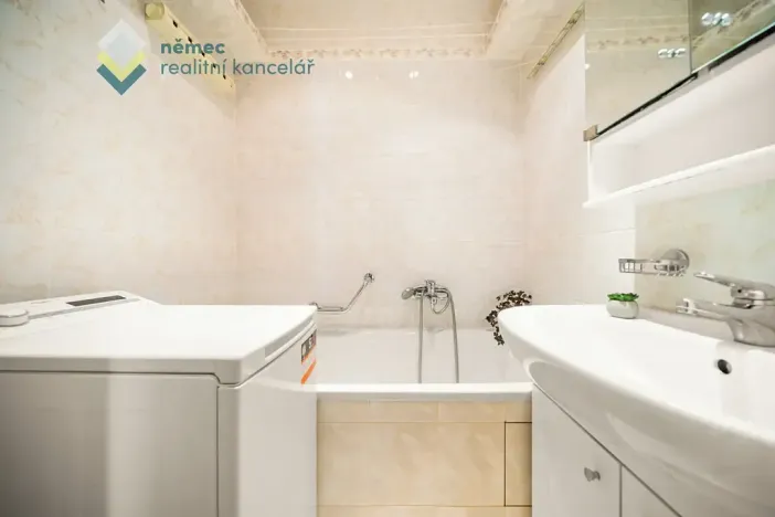 Prodej bytu 3+1, Praha - Hloubětín, Poděbradská, 72 m2