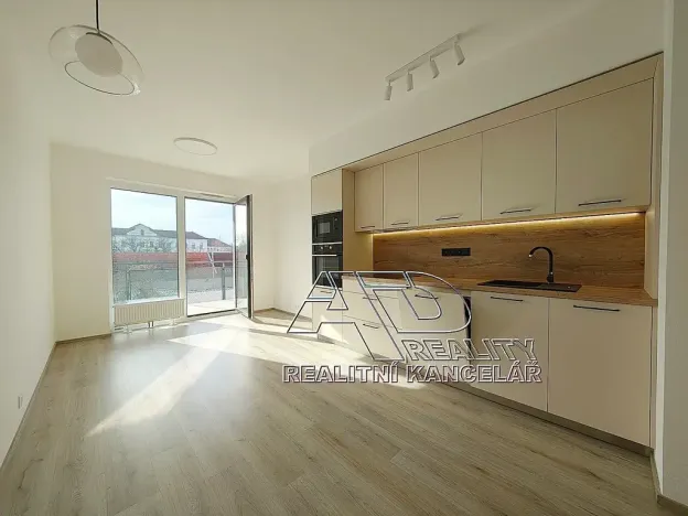 Pronájem bytu 1+kk, České Budějovice, Na Zlaté stoce, 28 m2