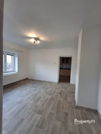 Pronájem bytu 3+1, Žďár nad Sázavou - Žďár nad Sázavou 1, Brněnská, 80 m2