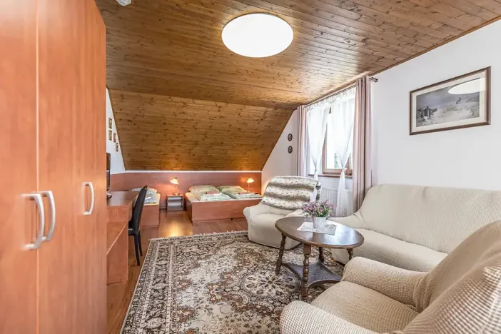 Prodej ubytování, Horní Stropnice, 700 m2