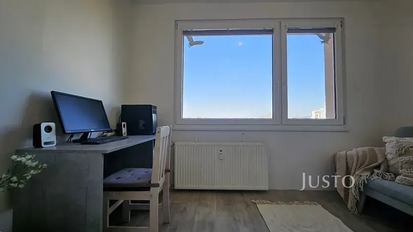 Prodej bytu 3+1, Písek, Na Stínadlech, 64 m2