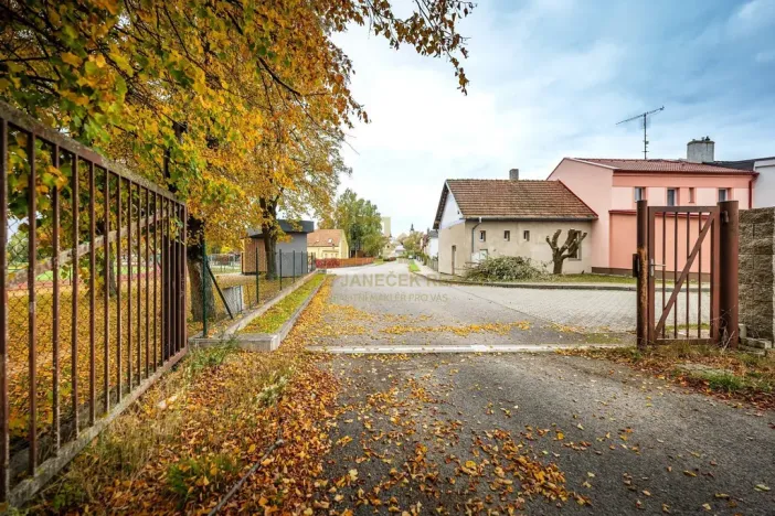 Prodej komerční, Veselí nad Lužnicí - Veselí nad Lužnicí I, Sokolská, 2750 m2