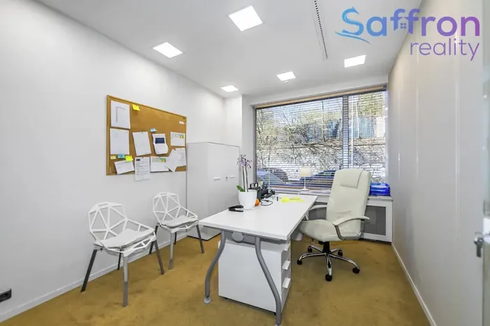 Prodej kanceláře, Praha - Smíchov, Na Zatlance, 115 m2