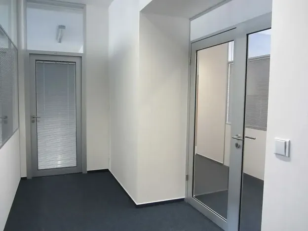 Pronájem kanceláře, Brno, Cejl, 102 m2