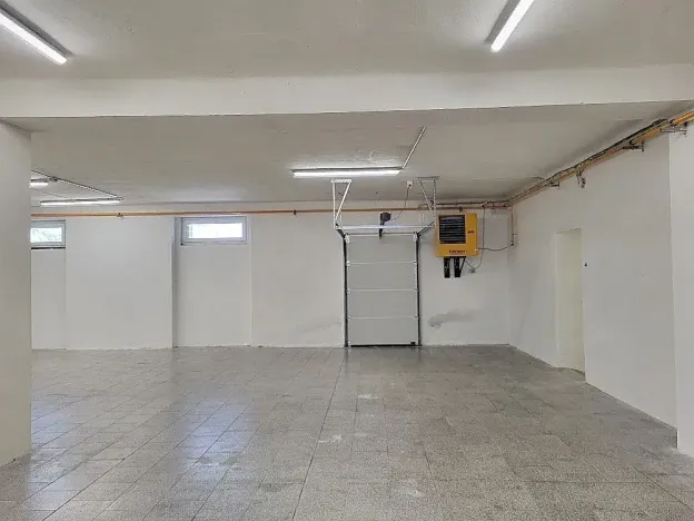 Pronájem skladu, Brno, Bohunická, 276 m2