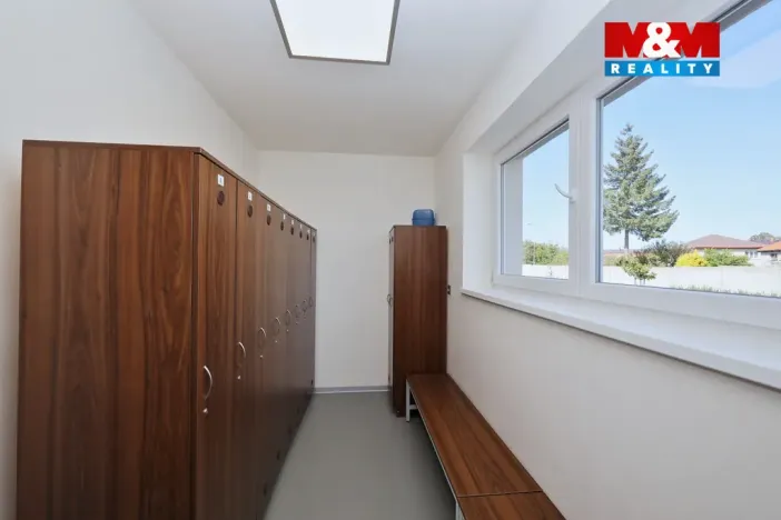 Pronájem obchodního prostoru, Zbraslavice, 1320 m2