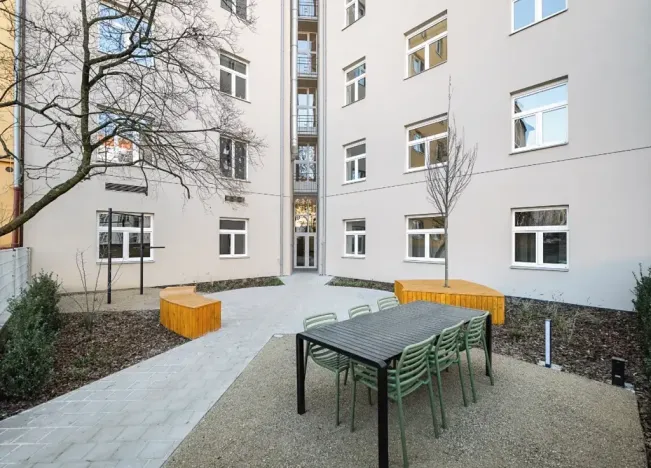 Pronájem bytu 2+kk, Praha - Žižkov, Jeseniova, 54 m2