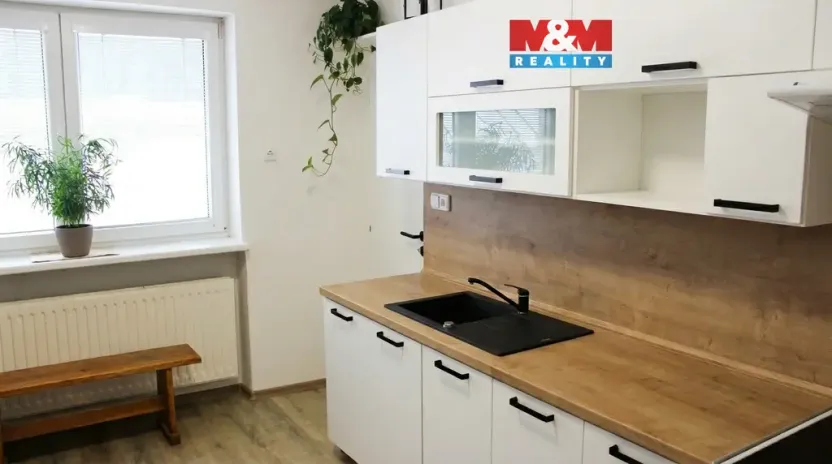 Pronájem bytu 3+1, Dolní Dobrouč, 65 m2