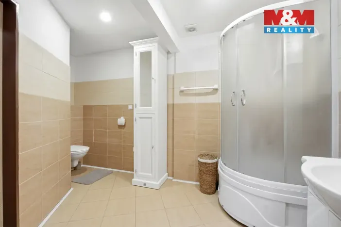 Prodej činžovního domu, Bílina, Seifertova, 680 m2