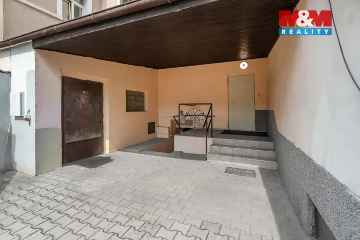 Prodej činžovního domu, Bílina, Seifertova, 680 m2