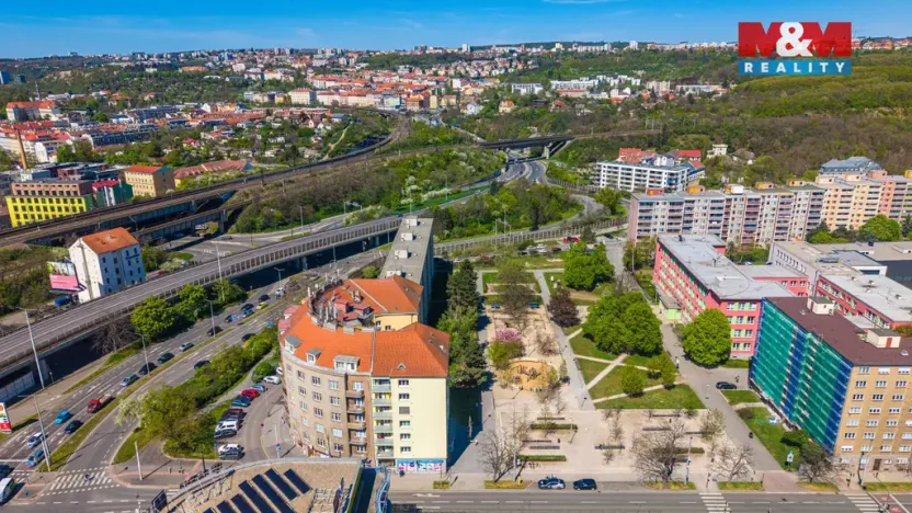 Prodej bytu 1+1, Praha - Libeň, náměstí Na Balabence, 52 m2
