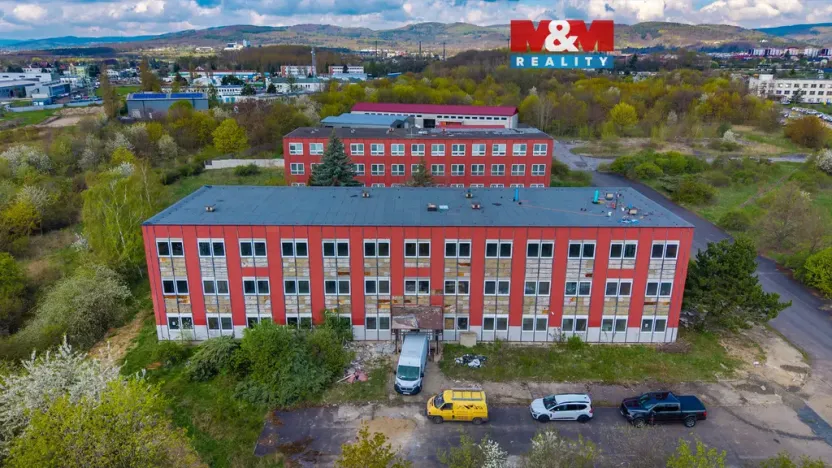 Prodej činžovního domu, Chomutov, Beethovenova, 1800 m2
