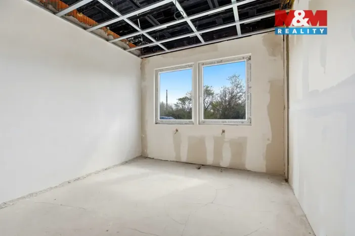 Prodej činžovního domu, Chomutov, Beethovenova, 1800 m2