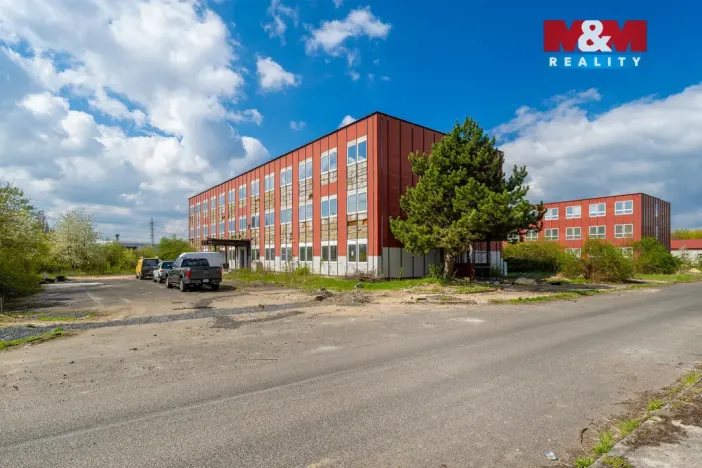 Prodej činžovního domu, Chomutov, Beethovenova, 1800 m2