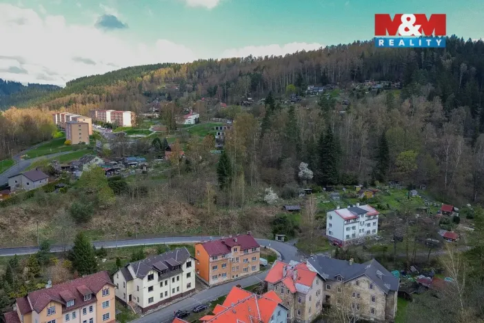 Prodej bytu 3+1, Oloví - Hory, 74 m2