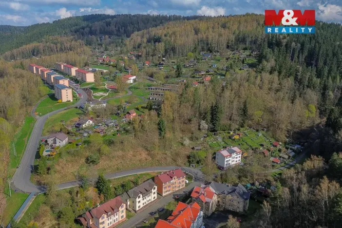 Prodej bytu 3+1, Oloví - Hory, 74 m2