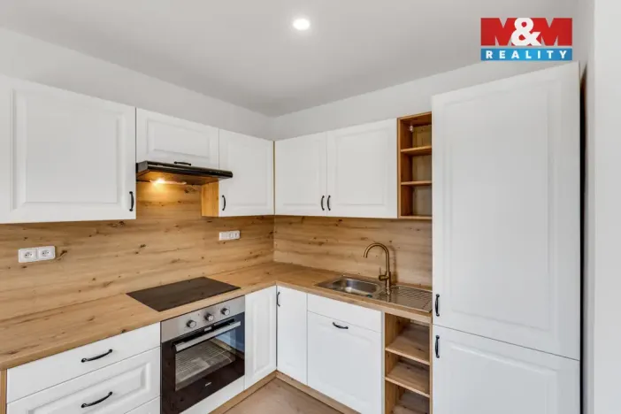 Prodej bytu 3+kk, Lochovice, 104 m2