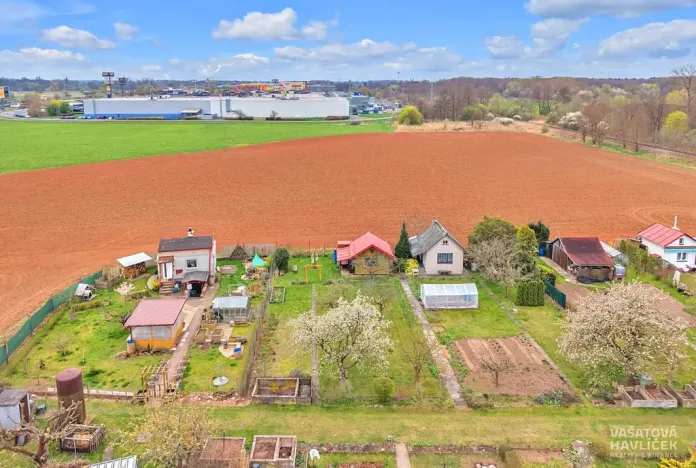 Prodej zahrady, Hradec Králové, 416 m2