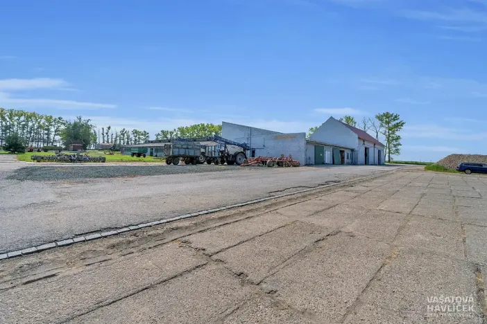 Prodej komerčního pozemku, Jasenná, 22131 m2