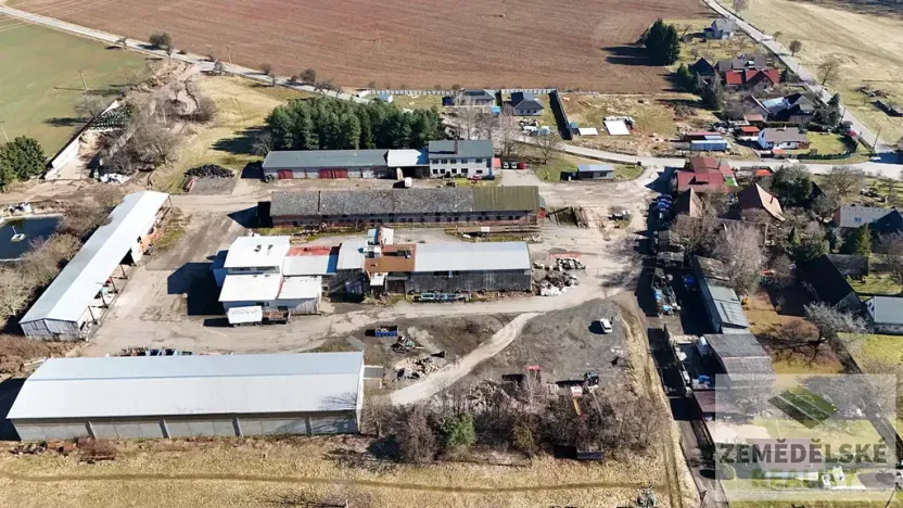 Prodej zemědělského objektu, Třebihošť, 1070 m2